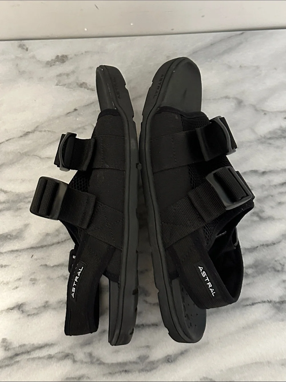 Astral women’s outdoor sandals size 10 in black